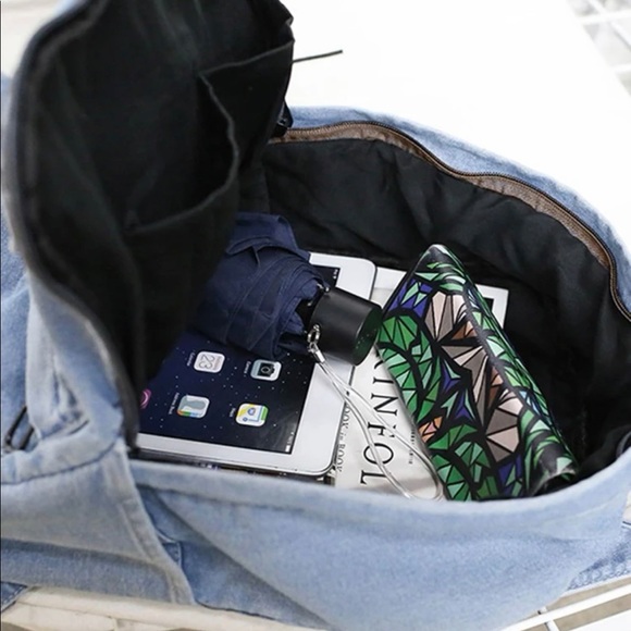 FRONT POCKET DENIM BACKPACK - Picture 3 of 3